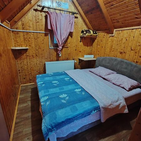 Bungalovi Vukovic Мойковац Экстерьер фото
